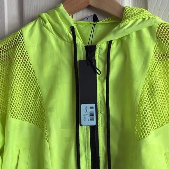 LF The Brand Vibrant Neon Green Yellow Women's Athletic Apparel Jacket - Picture 4 of 8